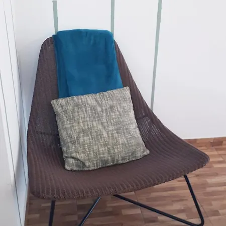 Hostel Orange3 *
