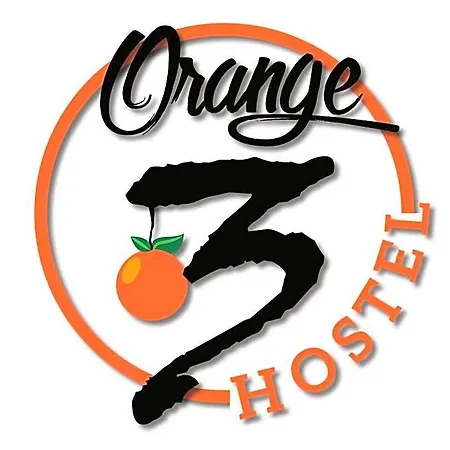 Orange3 אכסניה
