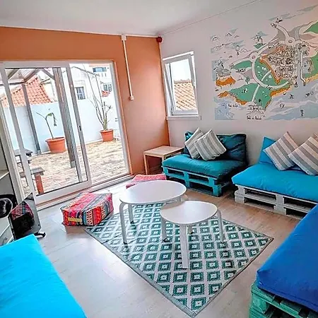 Orange3 Hostel